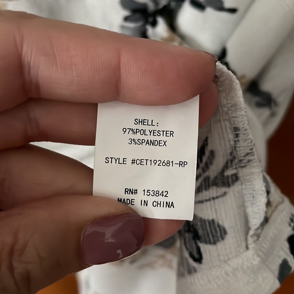 Melloday top with elastic sleeves size 1X - Picture 4 of 6